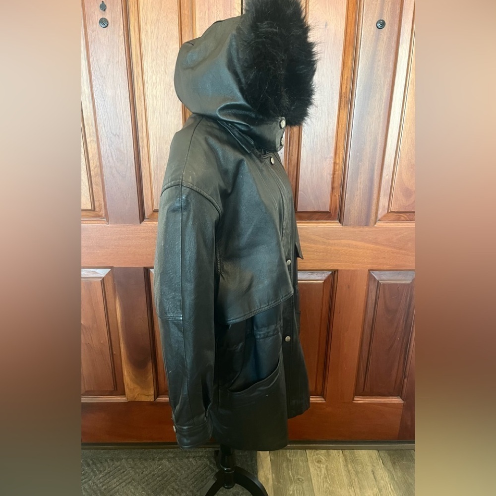 Vintage Wilsons Leather Long XL Black Faux Fur Trim Hooded Womens Coat 90’s - Picture 2 of 11